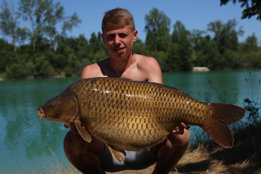 Dylan King, 35lb 8oz, Beach, 29.6.19