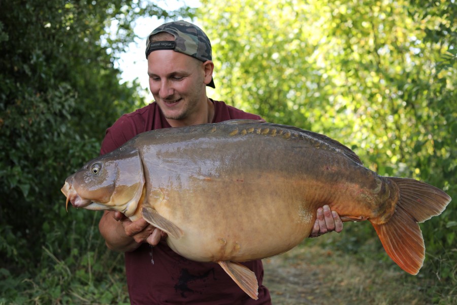 Rob Burgess with Big Shack at 50lb 2oz from Eastwoods 20/7/19