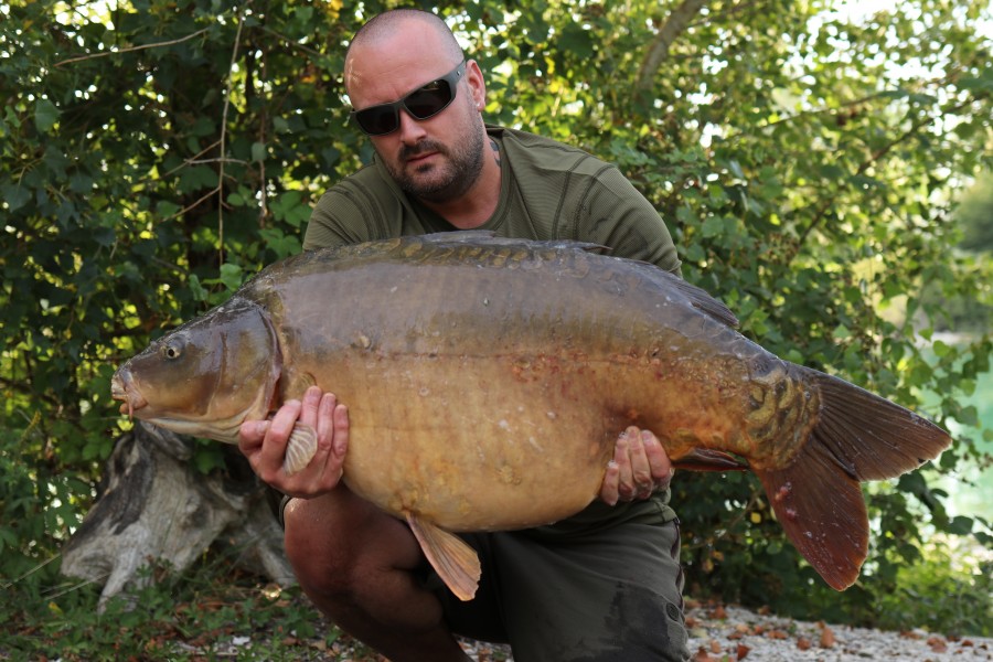 Wayne Baker with Errol at 46lb from Tea Party 1 20/7/19