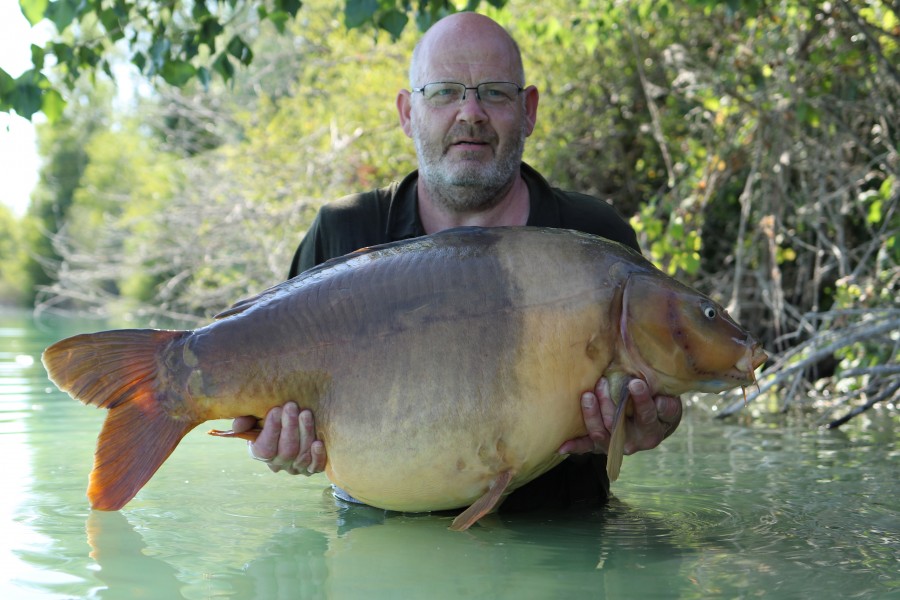 Steven Eastwood with The Decoy at 50lb 2oz from Birches 20/7/19