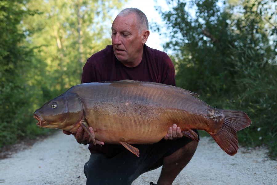 Dave watts with 4 scale at 43lb from Tea Party 17/8/2019