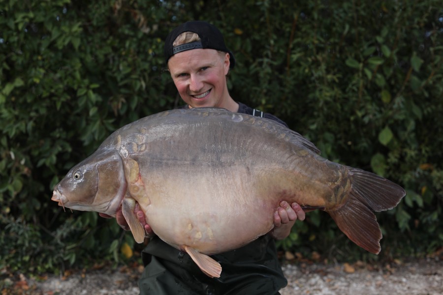 Tom Wager, 45lb 8oz. Decoy, 21/09/2019