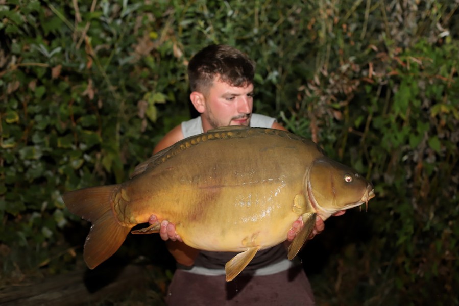 Adam Curry, 33lb 4oz, Decoy, 15.08.20