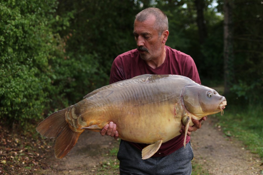 Darren Halls with "Pac-Man" at 45lb 4oz....