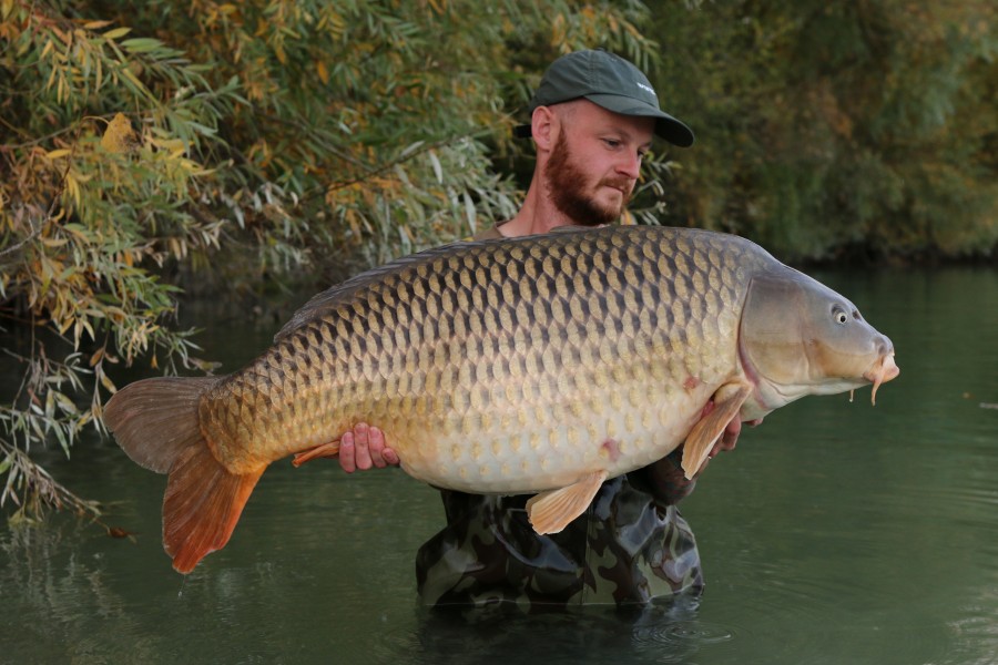 Marcus Leek bags himself "Long Common" at 52lb.