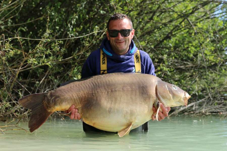 "Rons" at an impressive 63lb 8oz well spawned out what a result
