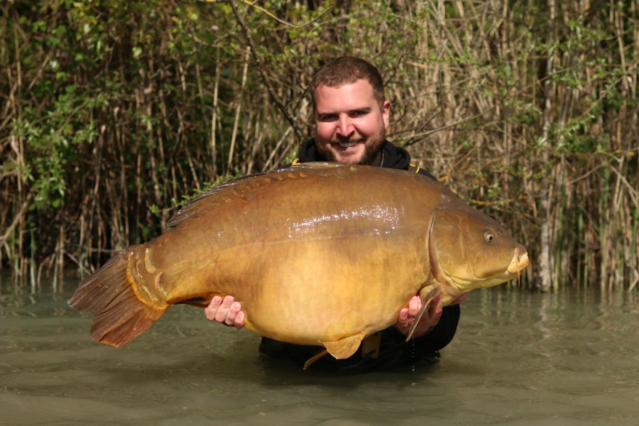 Rob with Brocken Tail 57lb