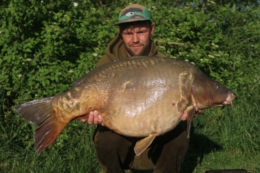 Jeff's Mirror , 42lb for Jonathan Fury