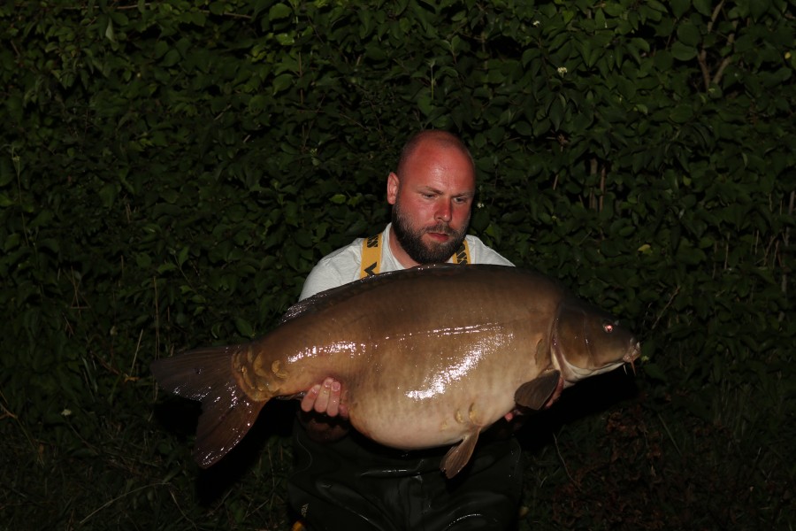 Matt with a nice 41lb 10oz mirror
