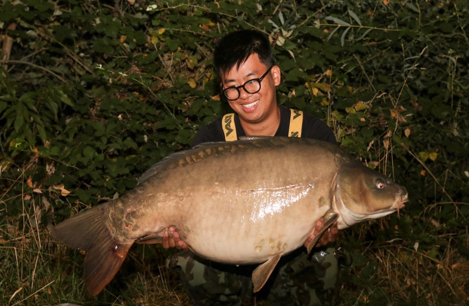 Jeffrey Wong with Errol at 48lb