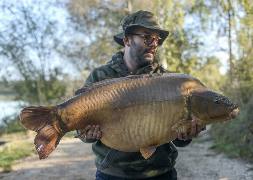 Dale with another cracker 42lb.