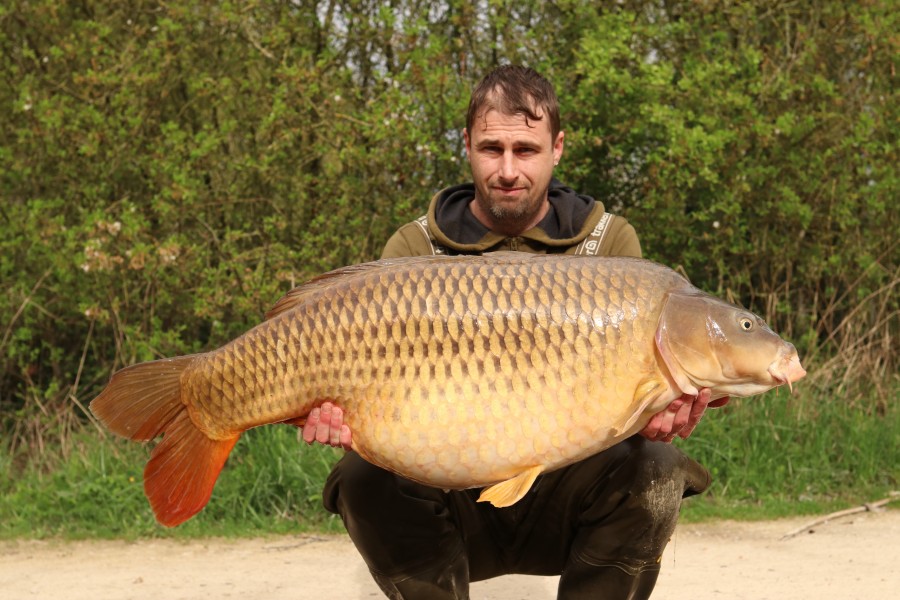 Andy with Porky 48lb