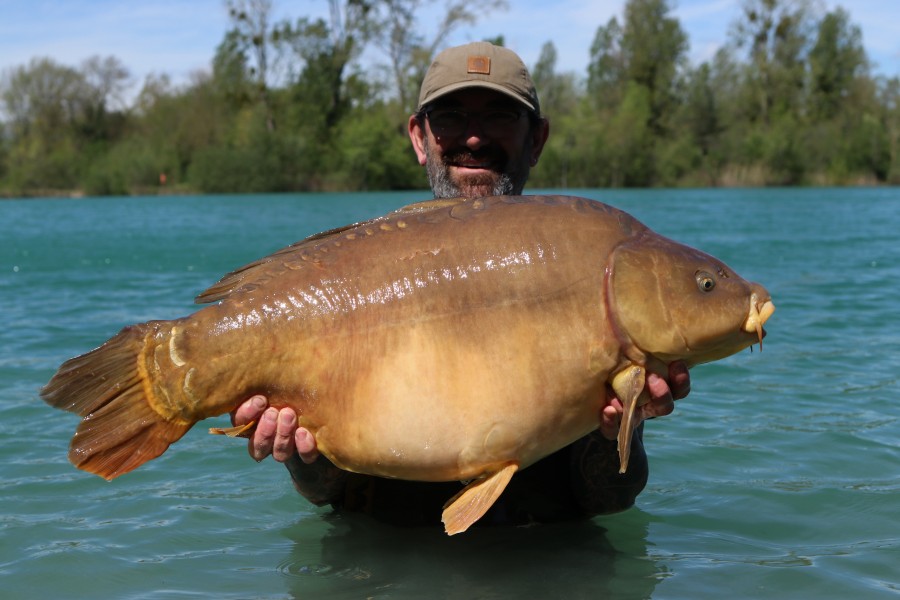 Martin with Broken Tail - 52lb 14oz