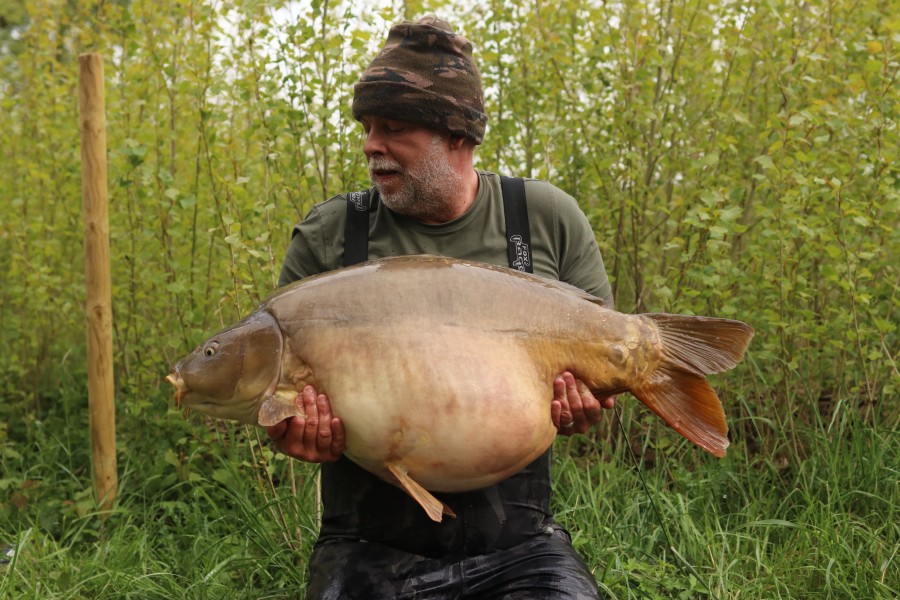 Joe with Huckleberry - 49lb 8oz
